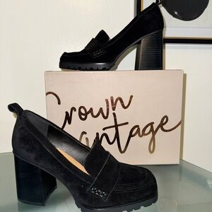 Crown Vintage- Alivia Platform Suede
Black cow suede
Size 8